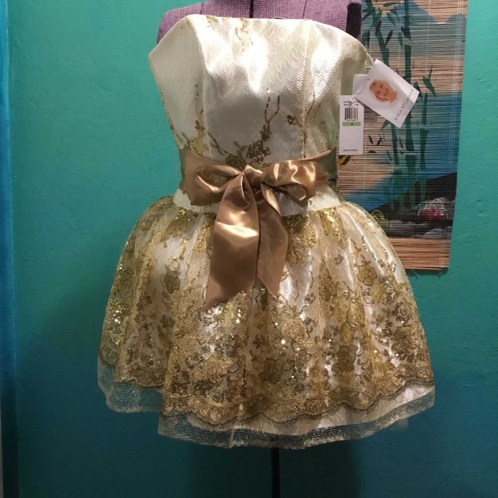Adorable Jessica McClintock cocktail dress size 4